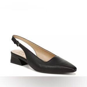 New Naturalizer Leather Ginger Pumps in Black Size 7W